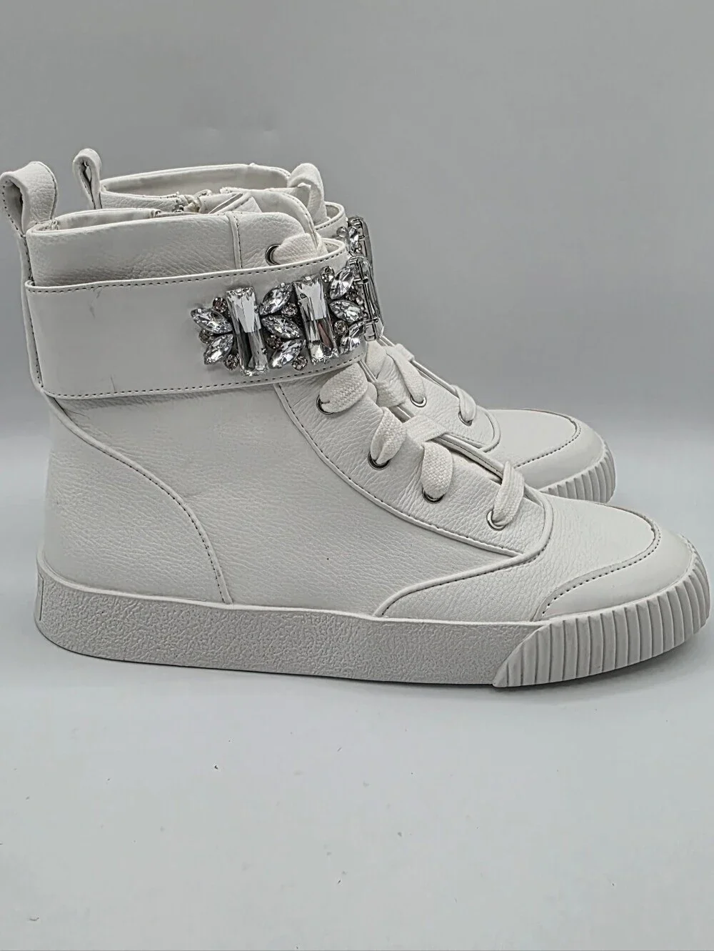 Karl Lagerfeld Paris Womens Jeren Buckled High-Top Sneakers Jeweled Size 7.5 NEW